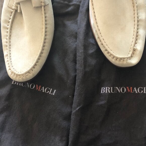 Bruno Magli Beige Suede Loafer Brand New in original Dust Bags - Picture 9 of 10